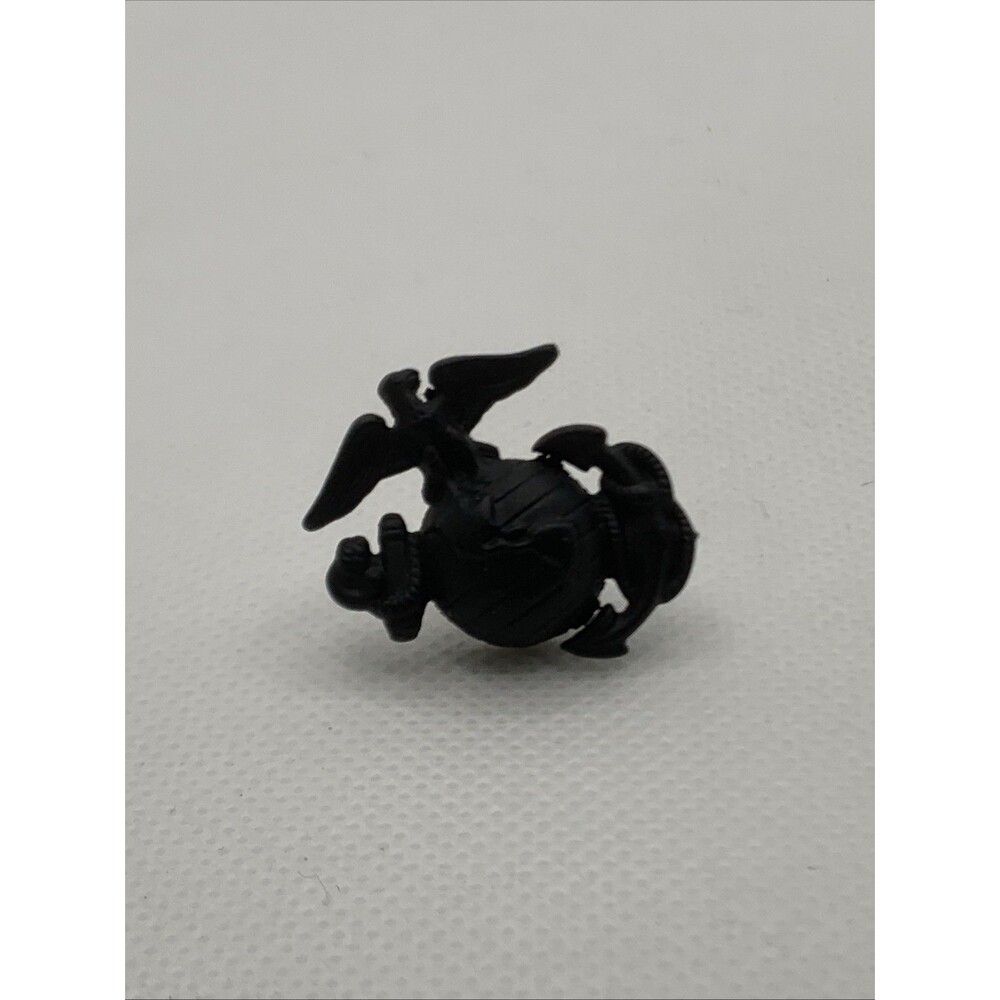 Vintage USMC EGA Black Metal Screw Back Insignia